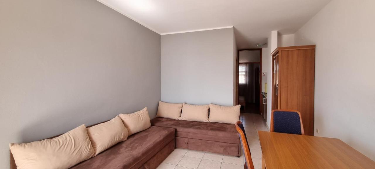Apartments Real - 10 M From Sea Medulin Exterior photo